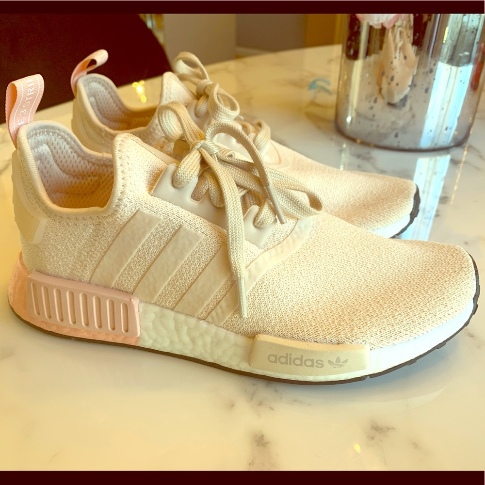 Women’s Adidas NMD R1 In 7.5